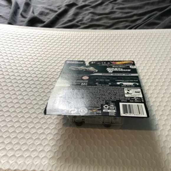 Hot Wheels Real Riders Fast & Furious Aston Martin DB5 Gray New with Defects - Picture 9 of 12